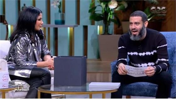 الفنانة منى زكي والفنان محمد فراج ضيوف في برنامج معكم